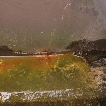 Wyciek wody przez dziurę w zbiorniku Wyciek wody przez dziurę w zbiorniku