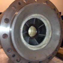 Komory pompy podnośnikowej wody morskiej uszkodzone pod wpływem erozji Komory pompy podnośnikowej wody morskiej uszkodzone pod wpływem erozji