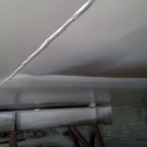 Dno barki z powłoką z materiału Belzona 1331 zapewniającą trwałe zabezpieczenie przed erozją i korozją Dno barki z powłoką z materiału Belzona 1331 zapewniającą trwałe zabezpieczenie przed erozją i korozją