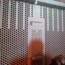 Płaszcz rury kondensatora naprawiony z użyciem materiału Belzona 1111 (Super Metal) do uzupełnienia ubytków metalu oraz powłoki Belzona 1331 Płaszcz rury kondensatora naprawiony z użyciem materiału Belzona 1111 (Super Metal) do uzupełnienia ubytków metalu oraz powłoki Belzona 1331