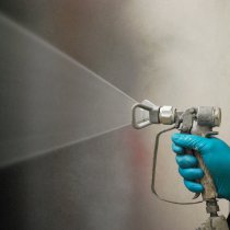 Aplikacja materiału Belzona 1523 metodą gorącego natrysku bezpowietrznego Aplikacja materiału Belzona 1523 metodą gorącego natrysku bezpowietrznego