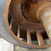 Skorodowana łopata wentylatora w elektrowni w Kanadzie Skorodowana łopata wentylatora w elektrowni w Kanadzie