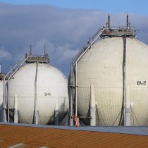 Także izolowane zbiorniki gazu w postaci ciekłej można zabezpieczać w prosty sposób Także izolowane zbiorniki gazu w postaci ciekłej można zabezpieczać w prosty sposób