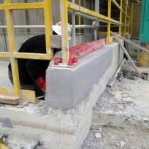 Ściana odbudowana z użyciem produktu Belzona 4154 oraz produktu Belzona 4111 w roli warstwy wierzchniej Ściana odbudowana z użyciem produktu Belzona 4154 oraz produktu Belzona 4111 w roli warstwy wierzchniej