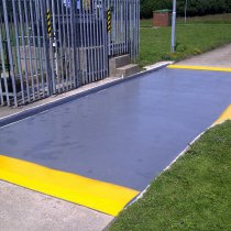 Strefa tankowania zabezpieczona przed kwasem fosforowym Strefa tankowania zabezpieczona przed kwasem fosforowym