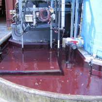 Strefa bezpiecznego przechowywania substancji chemicznych z powłoką Belzona 4331 Strefa bezpiecznego przechowywania substancji chemicznych z powłoką Belzona 4331