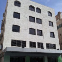 Materiał Belzona 5122 (Clear Cladding Concentrate) zabezpieczający budynek przed wodą Materiał Belzona 5122 (Clear Cladding Concentrate) zabezpieczający budynek przed wodą