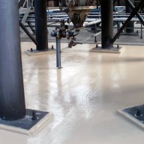 Dodatkowa strefa bezpiecznego przechowywania substancji chemicznych zabezpieczona z użyciem materiału Belzona 5811 (Immersion Grade) Dodatkowa strefa bezpiecznego przechowywania substancji chemicznych zabezpieczona z użyciem materiału Belzona 5811 (Immersion Grade)