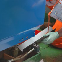 Materiał Belzona 7111 wylewany w celu stabilizacji i eliminacji wibracji Materiał Belzona 7111 wylewany w celu stabilizacji i eliminacji wibracji