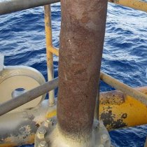 Uszkodzenie powierzchni pionu wznoszącego